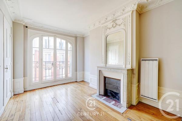 Appartement à vendre  6 pièces - 98,35 m2 PARIS - 75015