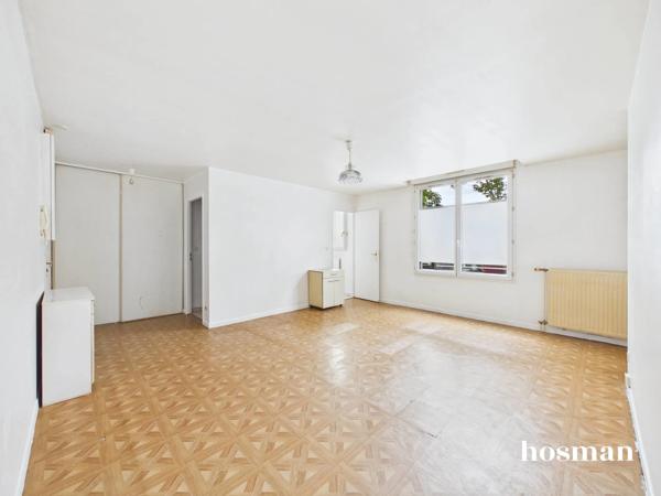 Studio de 31,51 m² avec parking en sus - Avenue Claude Debussy, Clichy
