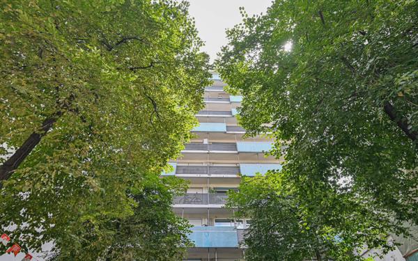 Appartement à vendre    4 pièces • 91,72 m2 Paris 18