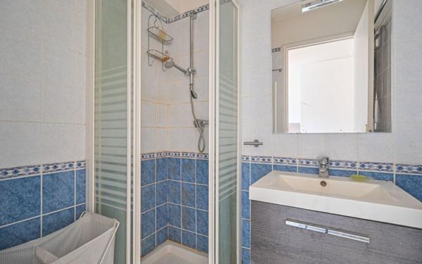 Appartement à vendre    4 pièces • 91,72 m2 Paris 18