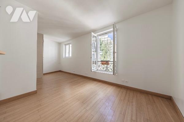 Studio de 28m2 lumineux, en parfait état et au calme