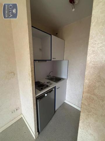 Appartement à louer 1 pièce 23.3m² Poitiers (86000)