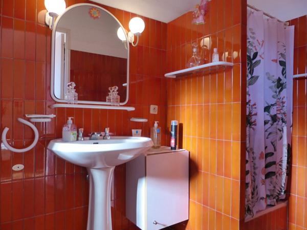 Maison familiale 222 m² avec piscine et jardin paysager à Bandol – Quartier résidentiel recherché