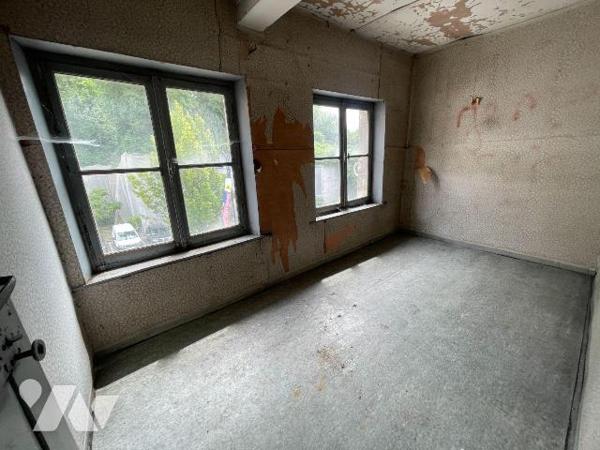 Maison Centre ville à Vendre à Saint-Pol-sur-Ternoise (62130) 
Cette maison dispose d'une surf...