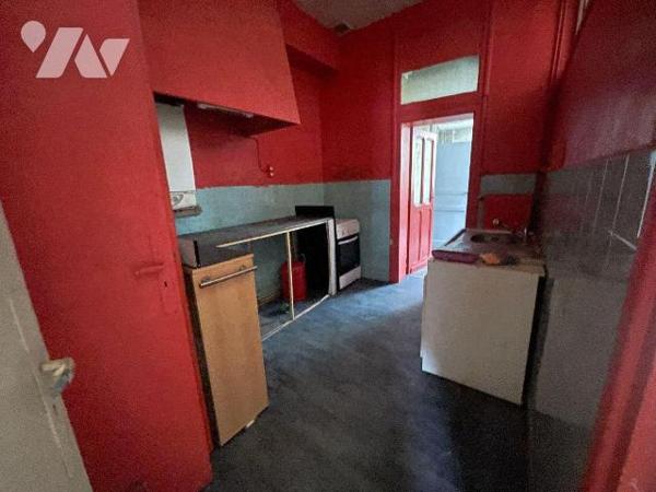 Maison Centre ville à Vendre à Saint-Pol-sur-Ternoise (62130) 
Cette maison dispose d'une surf...