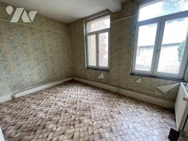 Maison Centre ville à Vendre à Saint-Pol-sur-Ternoise (62130) 
Cette maison dispose d'une surf...