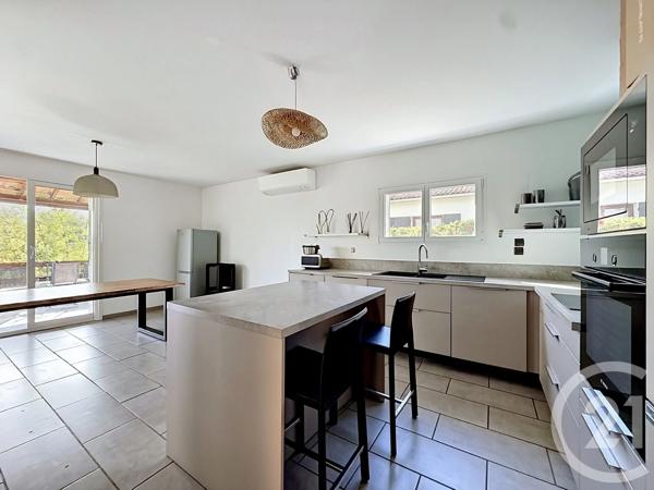 Maison à vendre  5 pièces - 151,23 m 2   POUSSAN  - 34