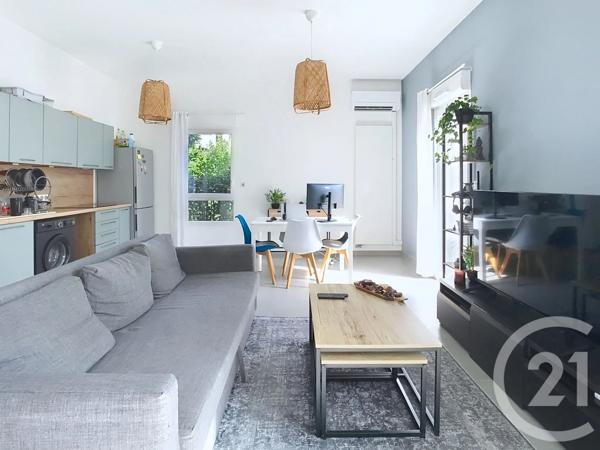 Appartement T3 à vendre  3 pièces - 61,44 m 2   CASTELNAU LE LEZ  - 34