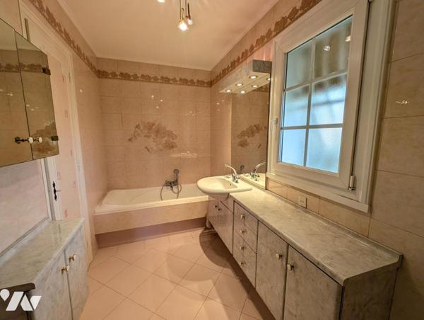 BEAUMONT LES VALENCE - Maison T5 d'env. 105.67 m² 
