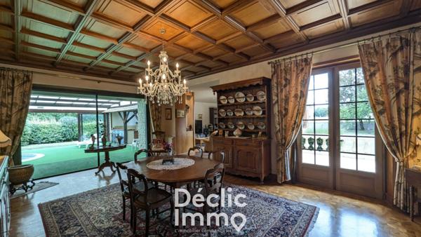 Vente villa Barbezieux saint hilaire, 424m² 6364m² 10 pièces 325 000€