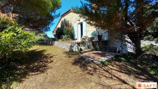 Belle demeure en pierres 165m2 ,3 chambres , piscine ,garage, stockage