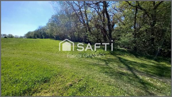 Belle demeure en pierres 165m2 ,3 chambres , piscine ,garage, stockage