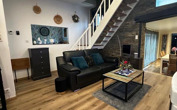 Maison à vendre    4 pièces • 104 m2 Daours