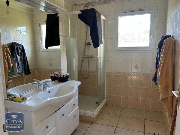 Maison à louer 4 pièces 83m² Vinsobres (26110)