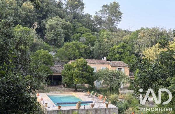 Maison à vendre 4 pièces 117 m² Cuges-les-Pins