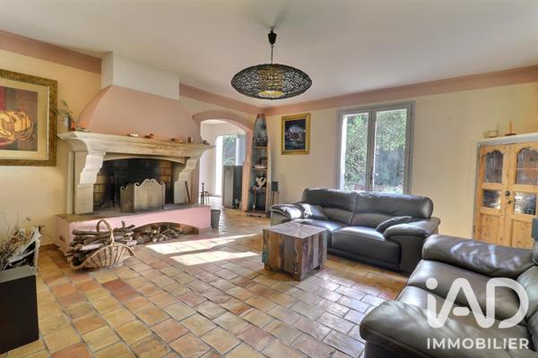 Maison à vendre 4 pièces 117 m² Cuges-les-Pins