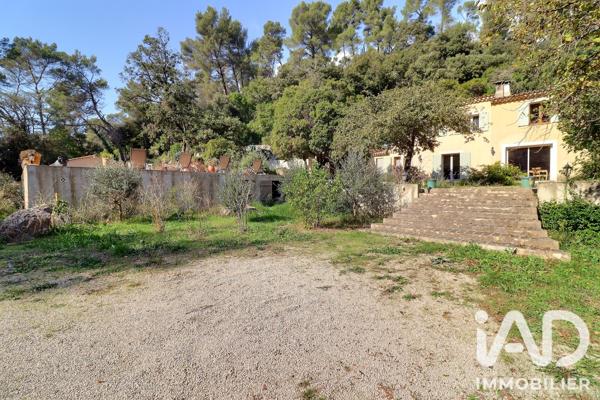 Maison à vendre 4 pièces 117 m² Cuges-les-Pins