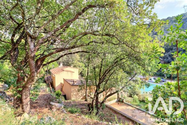 Maison à vendre 4 pièces 117 m² Cuges-les-Pins