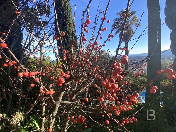 EXCLUSIVITE - Maison d’artiste Art-Déco florentin à Grasse – Quartier Rothschild