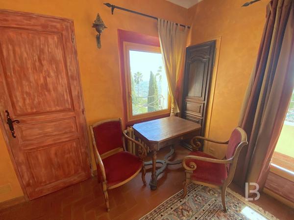 EXCLUSIVITE - Maison d’artiste Art-Déco florentin à Grasse – Quartier Rothschild