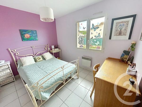 Maison à vendre  4 pièces - 92,83 m 2   BRESSOLS  - 82