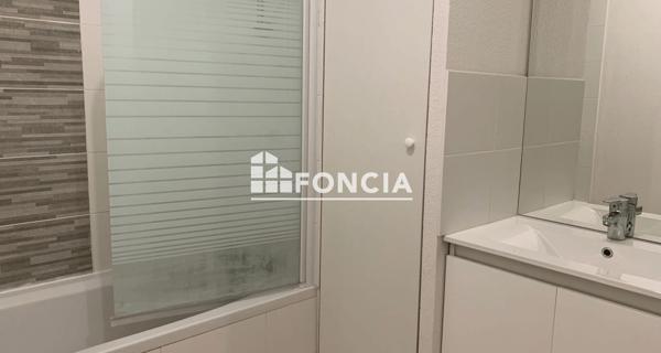 Location Appartement 3 pièces 64.4 m² - Blanquefort 33290