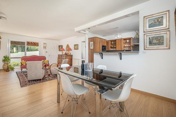 Trets (13530) VILLA DE 96 M² AVEC PISCINE et GARAGE