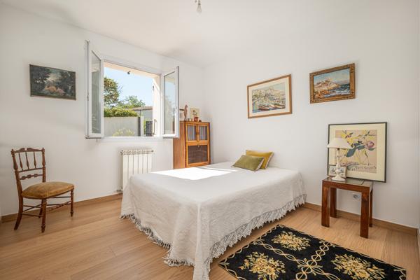 Trets (13530) VILLA DE 96 M² AVEC PISCINE et GARAGE