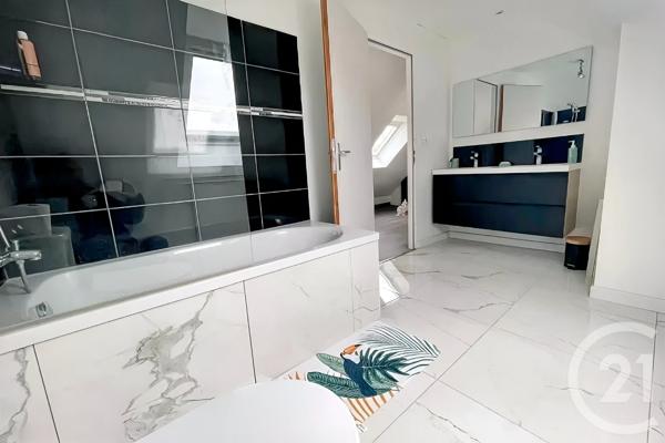 Maison à vendre  6 pièces - 108 m2 ST AVE - 56