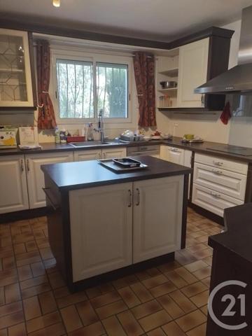 Maison à vendre  6 pièces - 151 m 2   ARLES SUR TECH  - 66