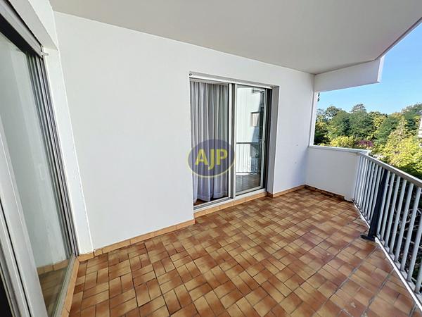 Appartement à vendre Merignac - 3 pièces, 75m² avec 2 chambre(s) à 218 500€ - AJP Immobilier Mérignac