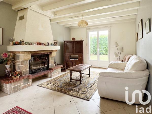 Maison 6 pièces de 131 m² à Margny-lès-Compiègne (60280)