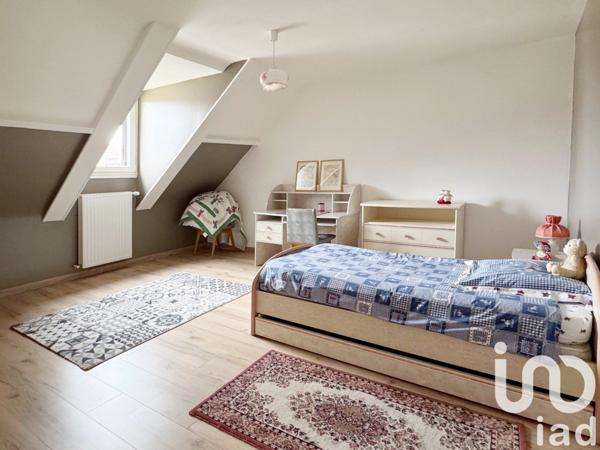 Maison 6 pièces de 131 m² à Margny-lès-Compiègne (60280)