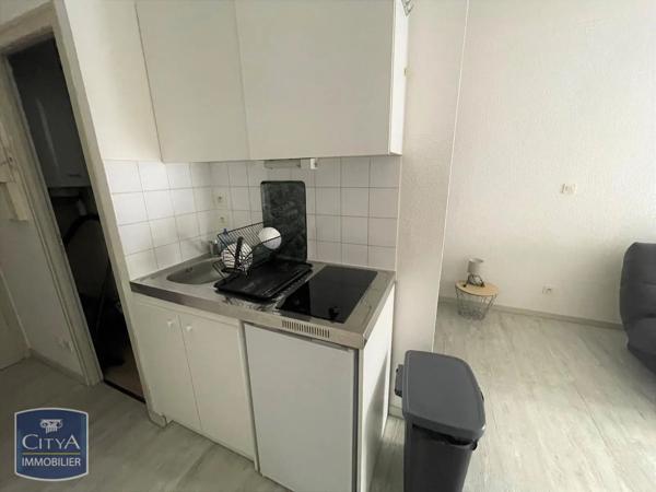 Appartement à louer 1 pièce 23.96m² Niort (79000)