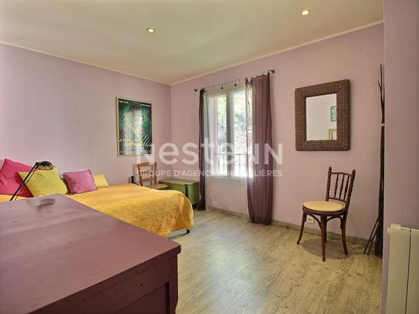 Maison Avignon 6 pièce(s) 173 m2 parcelle 508M² avec studio indépendant
