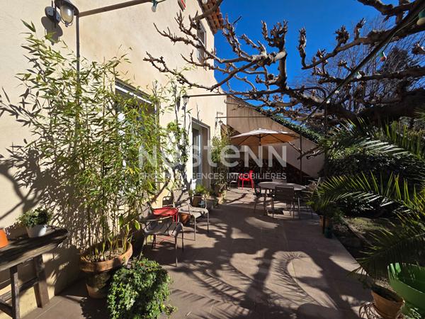 Maison Avignon 6 pièce(s) 173 m2 parcelle 508M² avec studio indépendant
