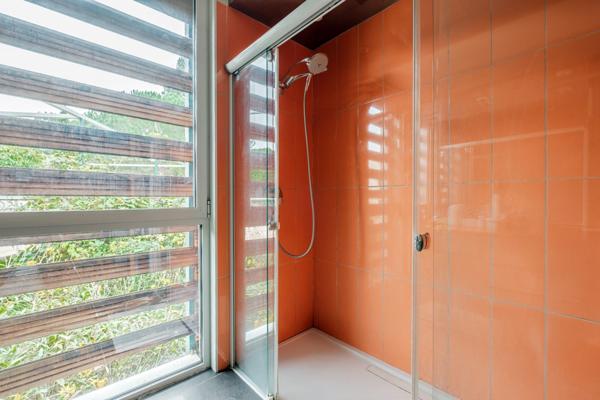 Contemporaine en ossature métallique