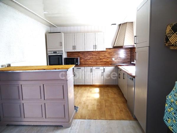 Maison à vendre 8 pièces PIREY (25) -« Le jardin où vos soirées d’été deviendront des souvenirs. »