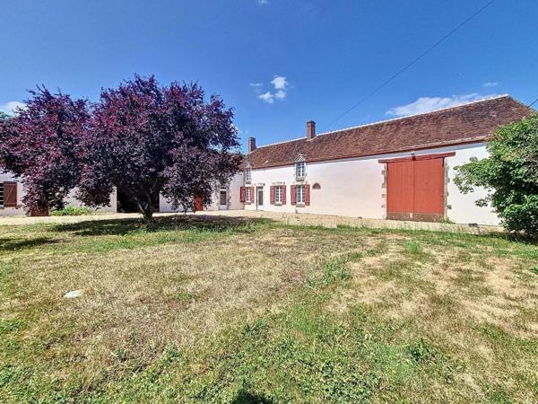 A Montliard, propriété de caractère .