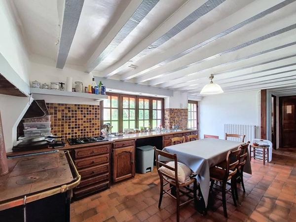 A Montliard, propriété de caractère .