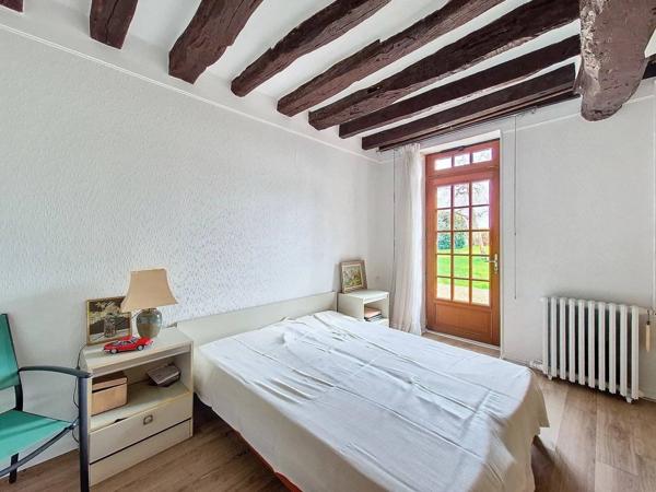 A Montliard, propriété de caractère .