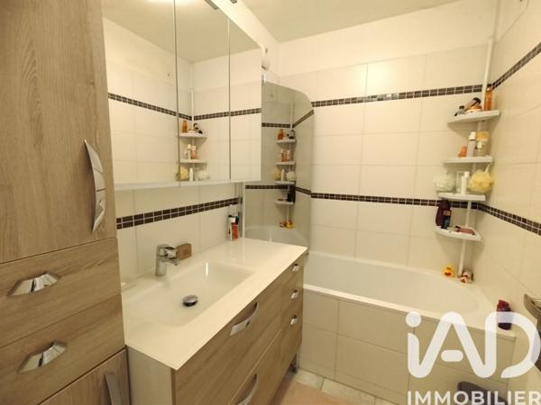 Location appartement 4 pièces 90 m² Roissy-en-Brie