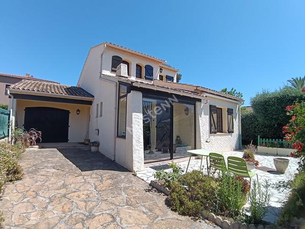 Six-fours Le BRUSC, villa indépendante T5 d'environ 100m² avec garage, sur une parcelle de 349m².