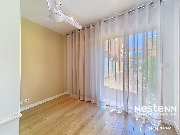 Port Cogolin - Appartement  en rez-de-chaussée de 4 pièces d'environ 81 m2, 2 chambres , 2 terrasses 38 m³ total