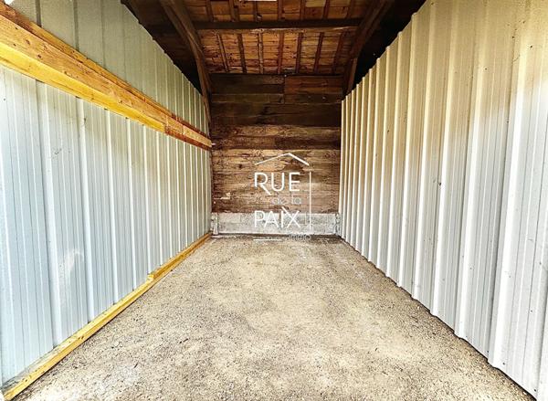 79130 SECONDIGNY Box à louer à SECONDIGNY