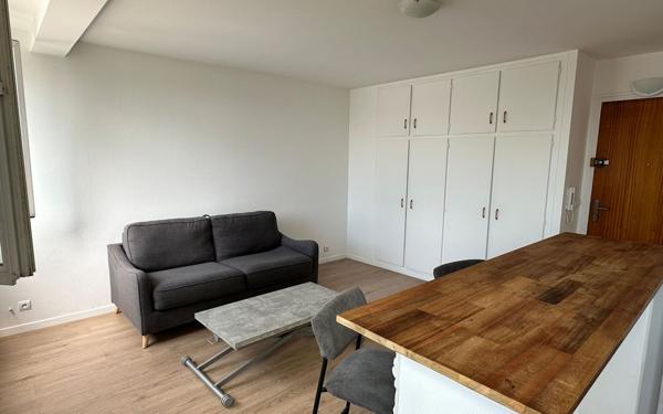 Appartement à vendre    1 pièce •  Le Raincy