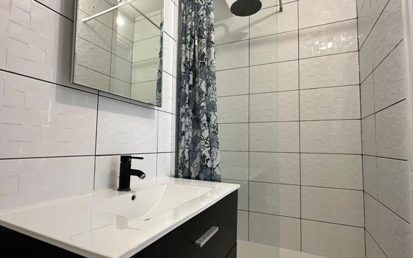 Appartement à vendre    1 pièce •  Le Raincy