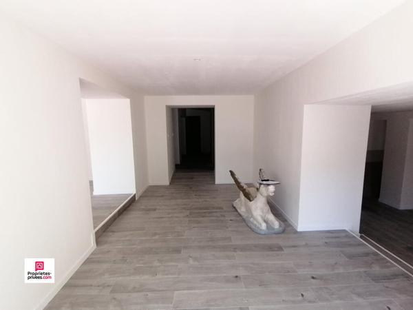 ECOUCHE LES VALLEES (61150), 11 pièce(s) 280 m2 environ , 5 chambres, prix 209 500, honoraires  4,75% inclus à la charge de l'acquéreur  soit 200 000euros hors honoraires