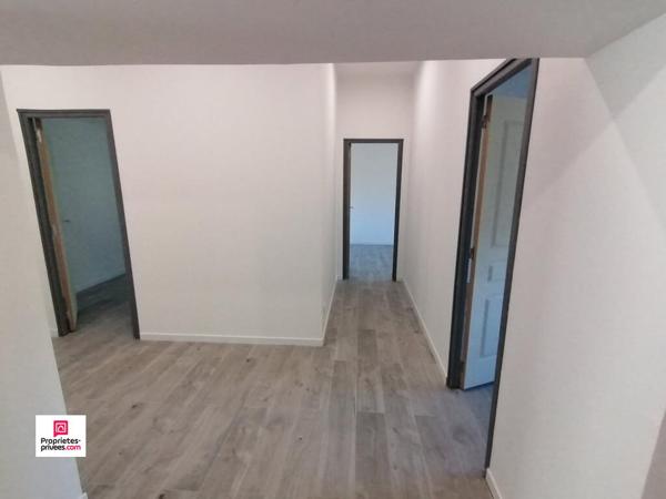 ECOUCHE LES VALLEES (61150), 11 pièce(s) 280 m2 environ , 5 chambres, prix 209 500, honoraires  4,75% inclus à la charge de l'acquéreur  soit 200 000euros hors honoraires