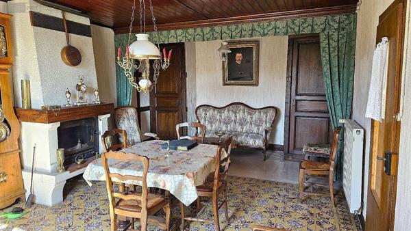 Maison rurale à vendre à Saint Remy en Bouzemont Saint Genest et Isson dans la Marne (51290), ref : 51081/903